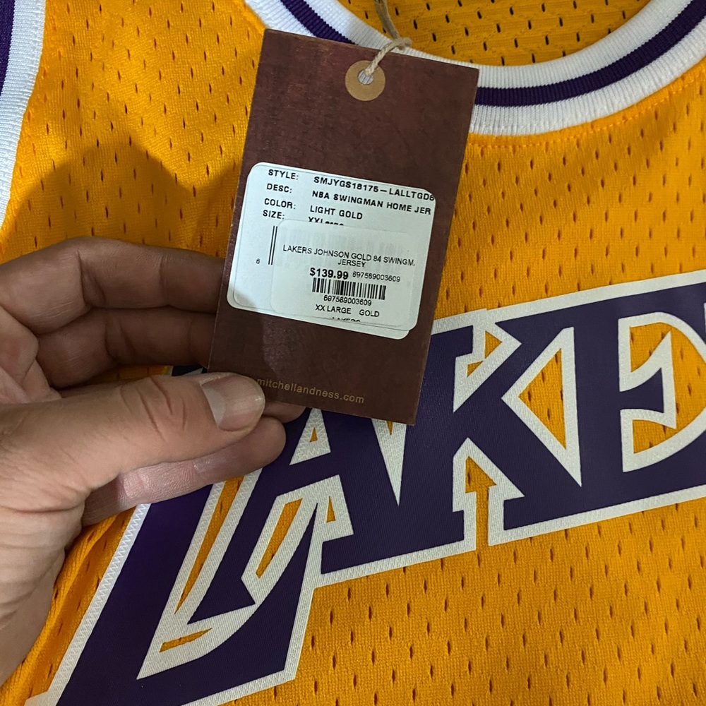 Magic Johnson - Picture 8 of 8